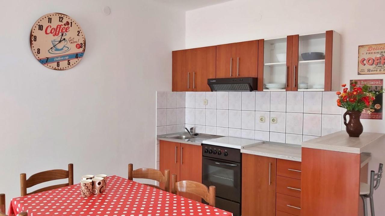 Apartments Zvone Omiš Eksteriør bilde