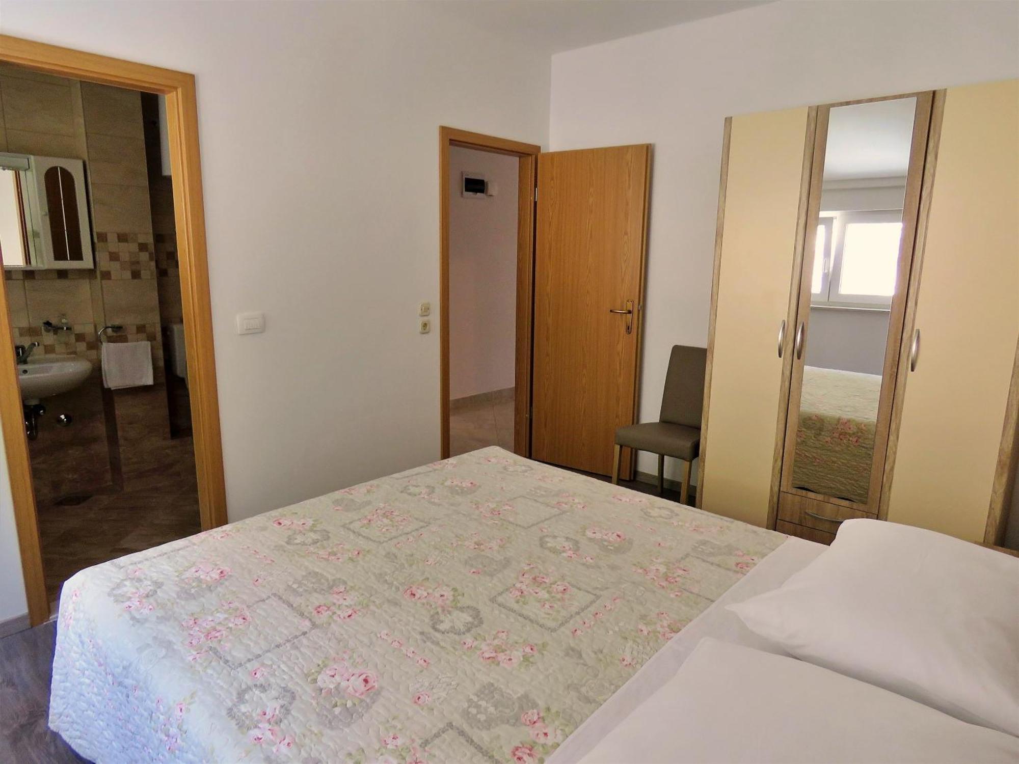 Apartments Zvone Omiš Eksteriør bilde
