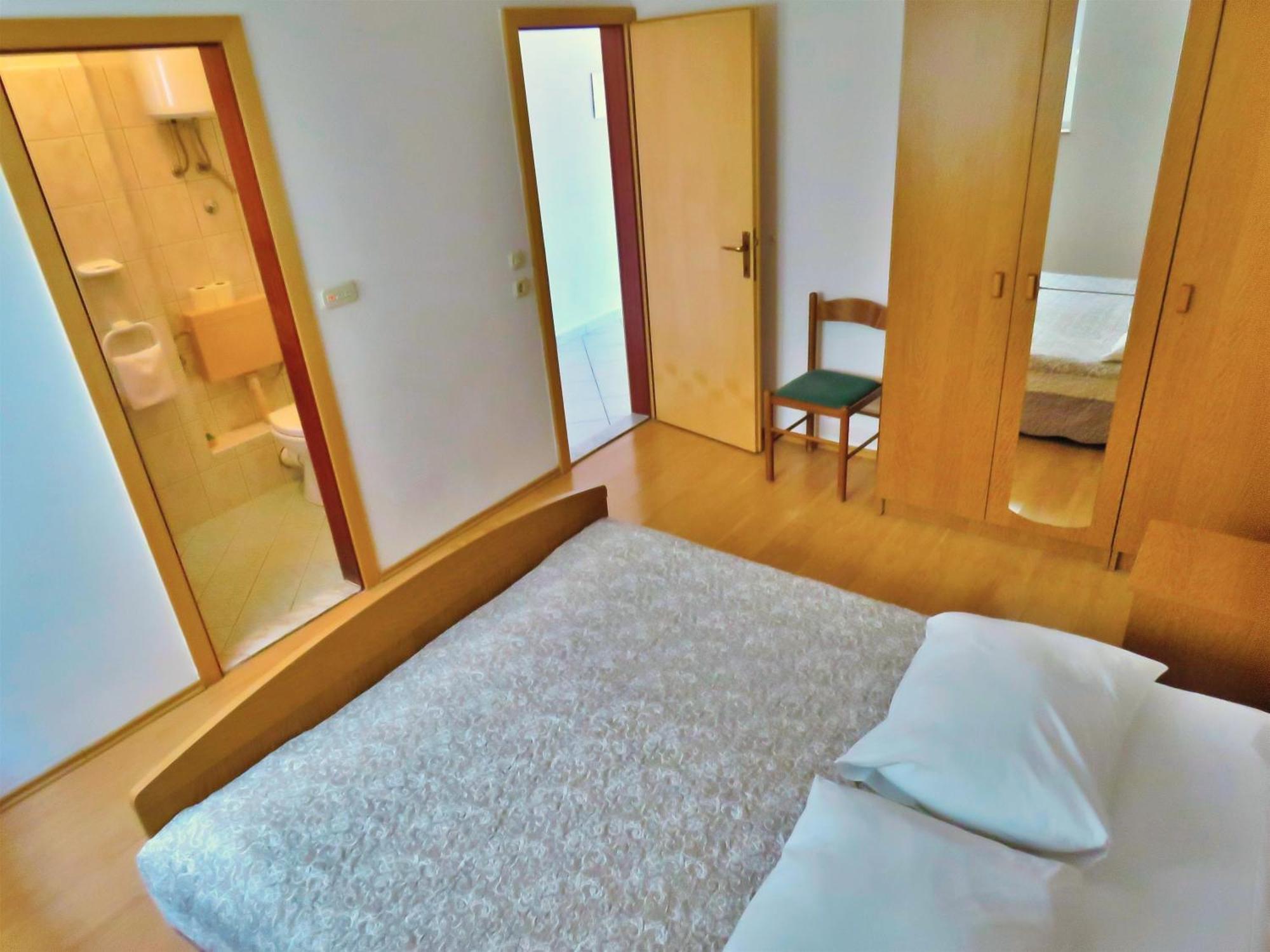 Apartments Zvone Omiš Rom bilde
