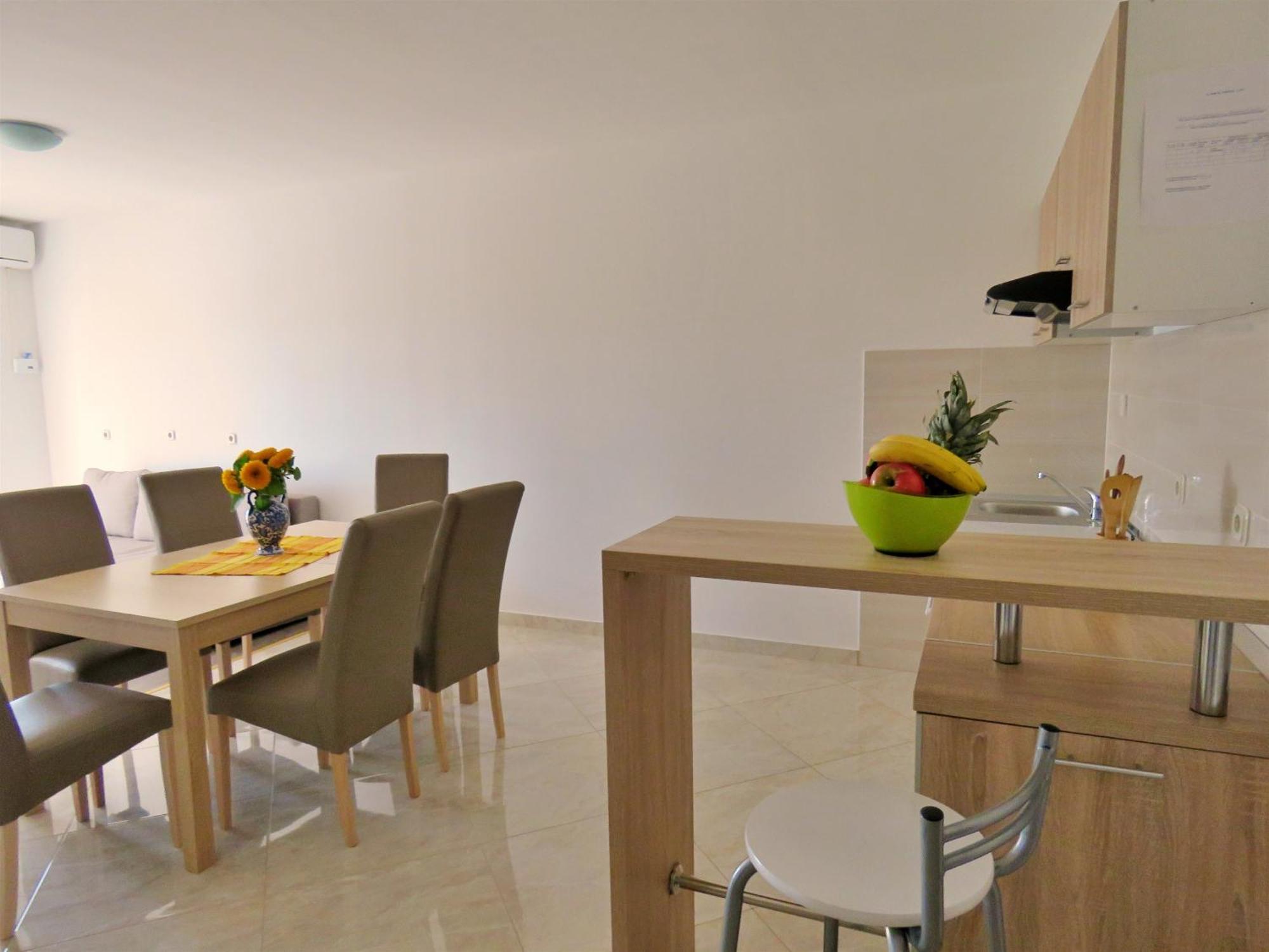 Apartments Zvone Omiš Rom bilde