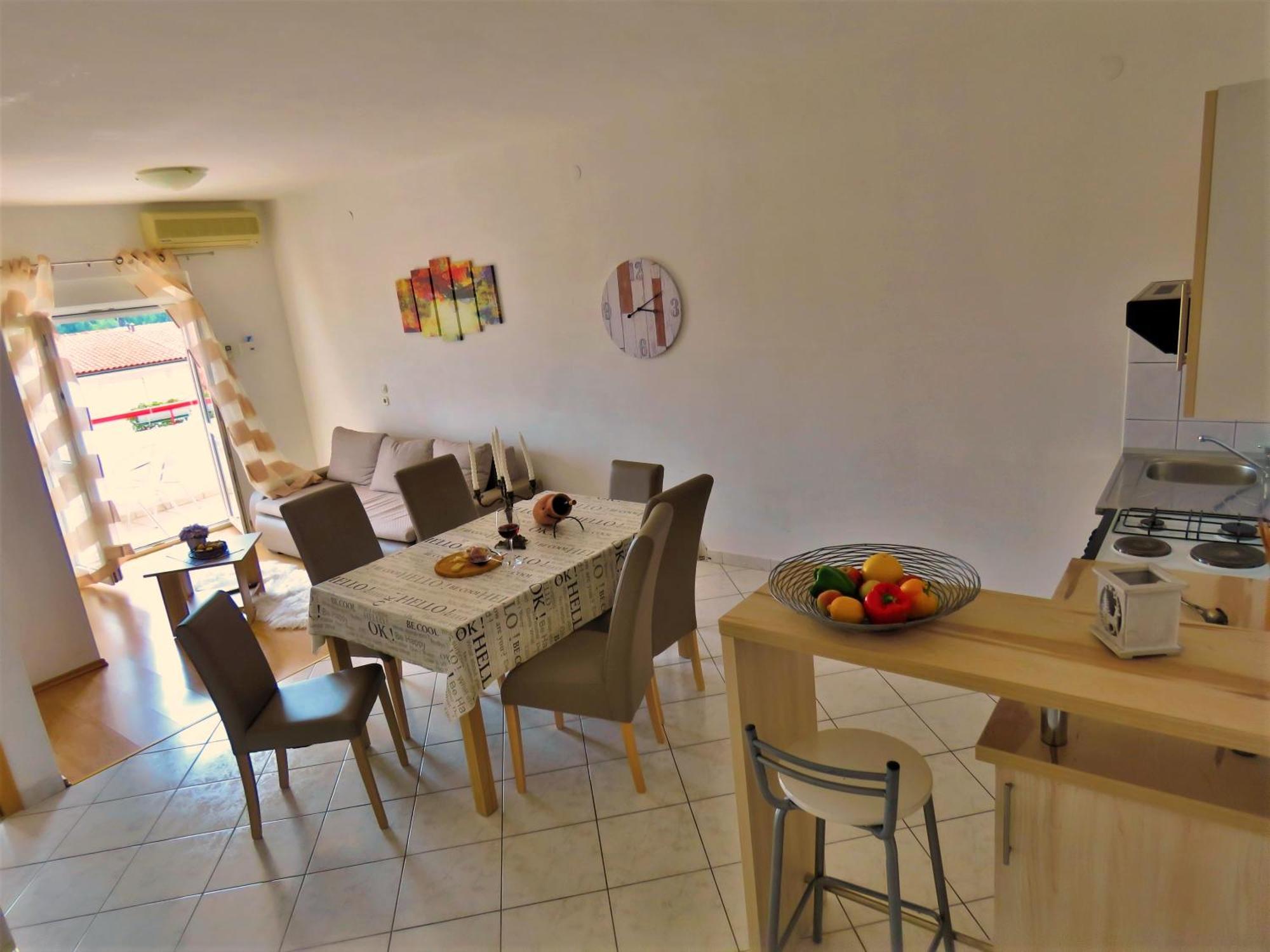 Apartments Zvone Omiš Rom bilde