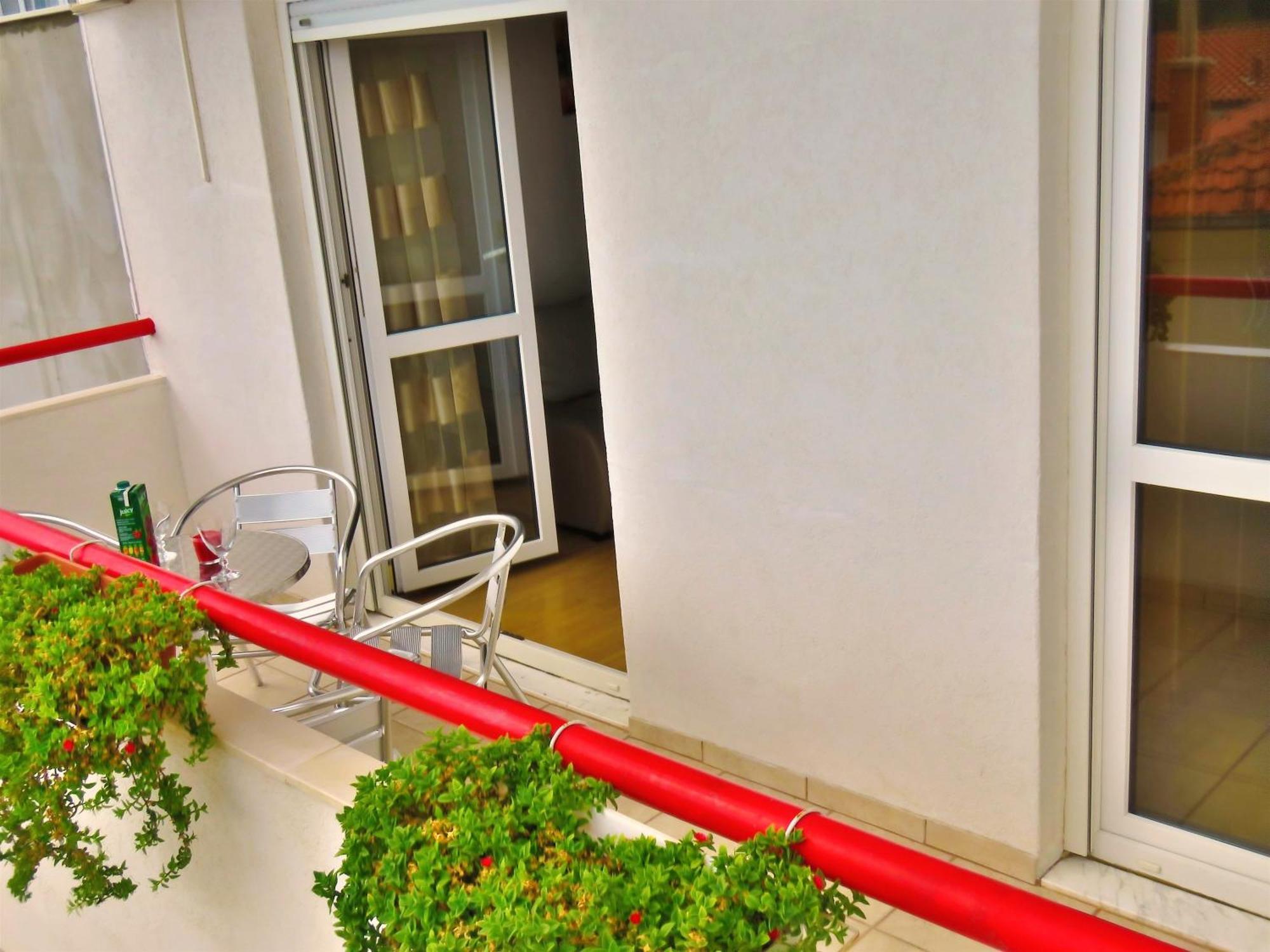 Apartments Zvone Omiš Rom bilde